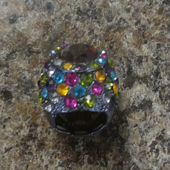 Ring - Picture 3 of 3